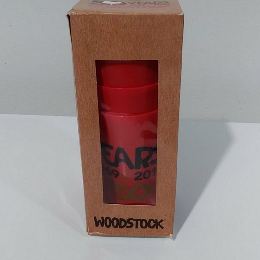 🔥 Vintage Woodstock 50 Year Anniversary 4 cup set